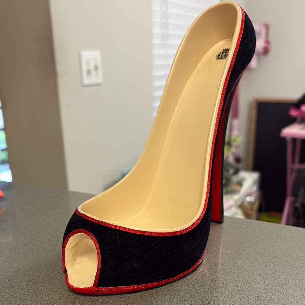 Vintage High Heel Wine Bottle Holder
